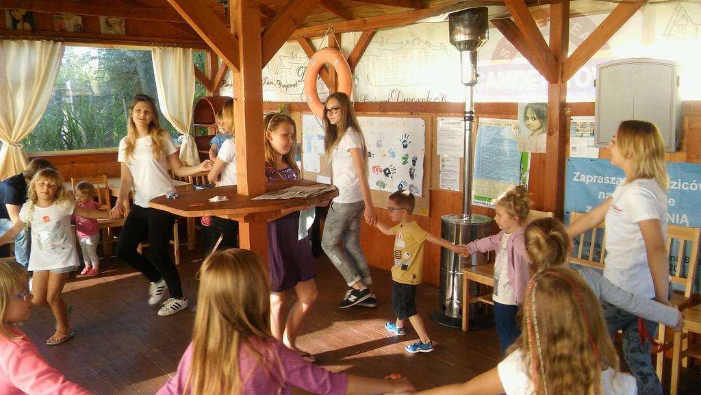 Dworek Karwia U Ewy Wiosenna 10 Luaran gambar