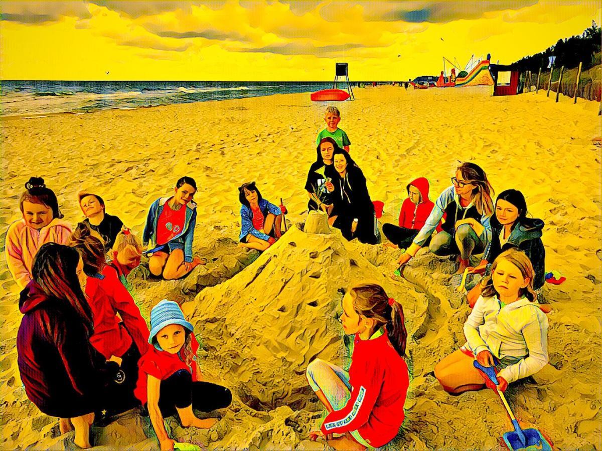 Dworek Karwia U Ewy Wiosenna 10 Luaran gambar